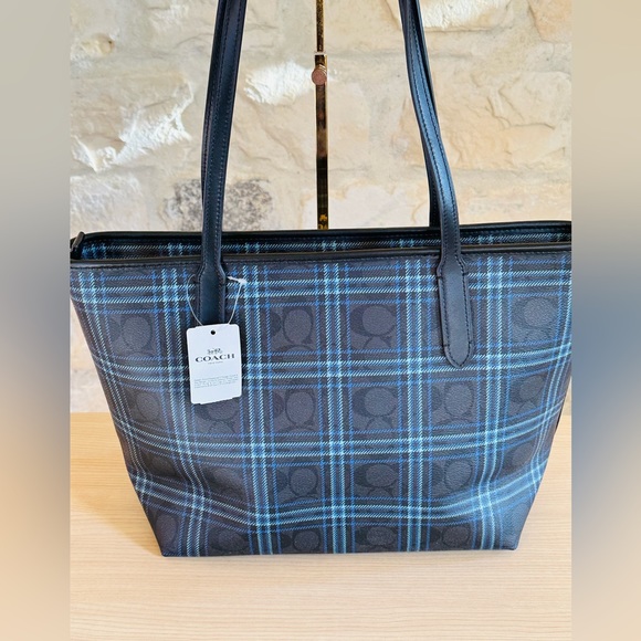 Coach Signature CC Plaid zip city tote handbag&wristlet Authentic NWT - Picture 12 of 14